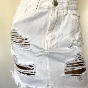 Forever 21 distressed mini skirt
